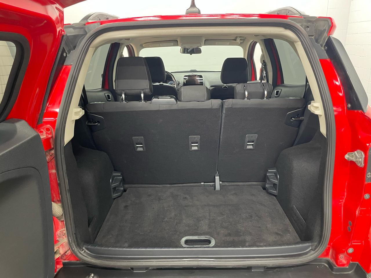 2018 Ford EcoSport SE Photo6