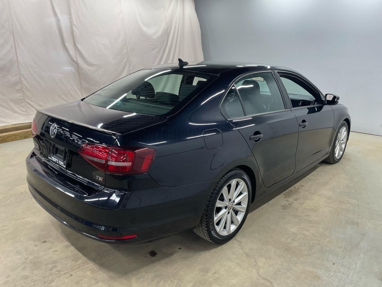 2016 Volkswagen Jetta 1.8T Sport Photo6