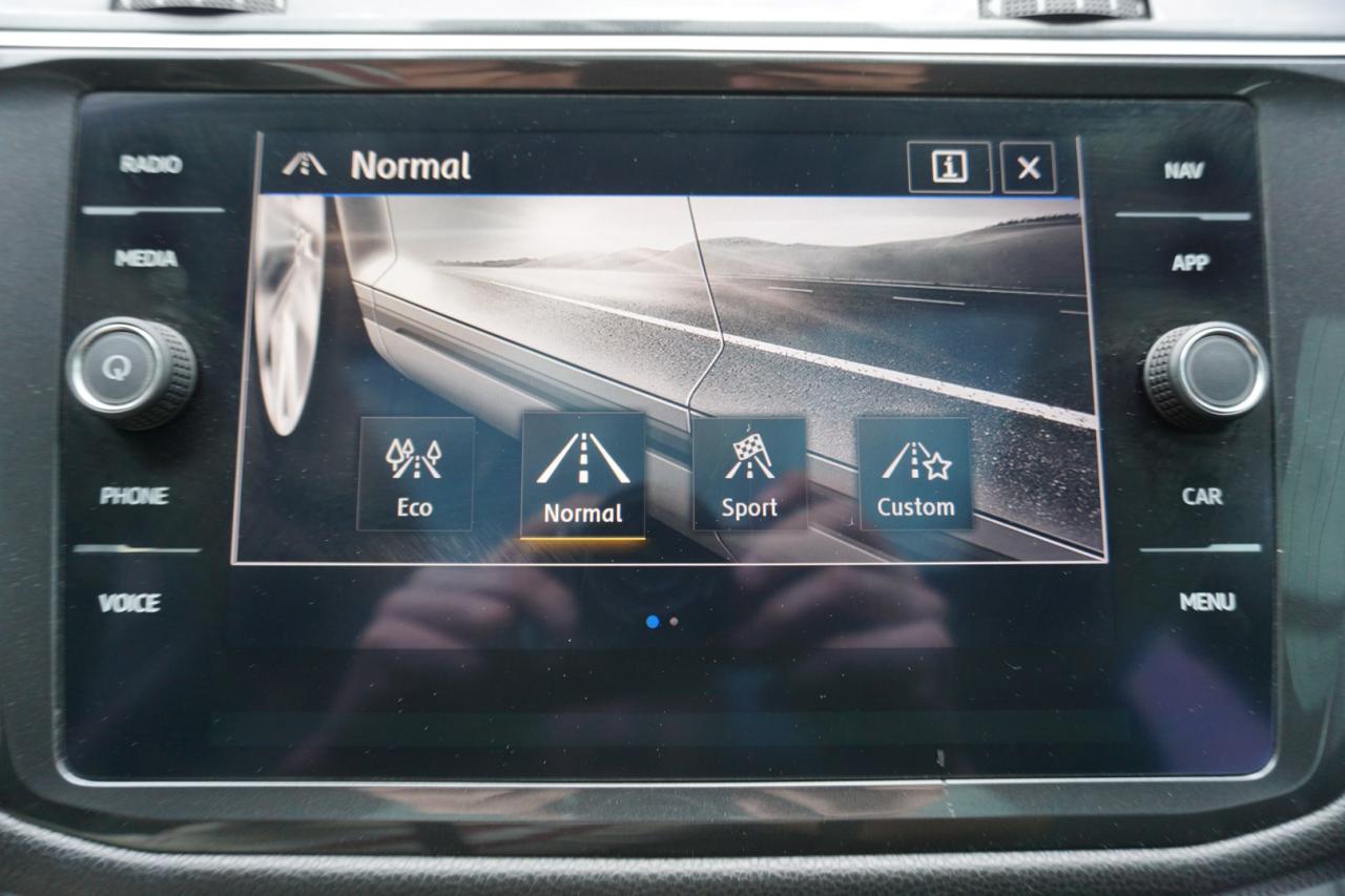 2018 Volkswagen Tiguan 2.0 COMFORTLINE AWD CERTIFIED CAMERA NAV BLUETOOTH LEATHER HEATED SEATS PANO ROOF CRUISE ALLOYS - Photo #29