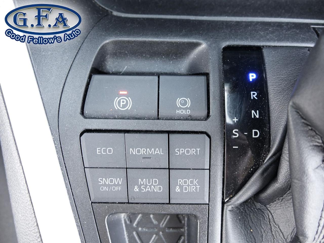 2022 Toyota RAV4 LE MODEL, AWD, REARVIEW CAMERA, HEATED SEATS, LANE Photo