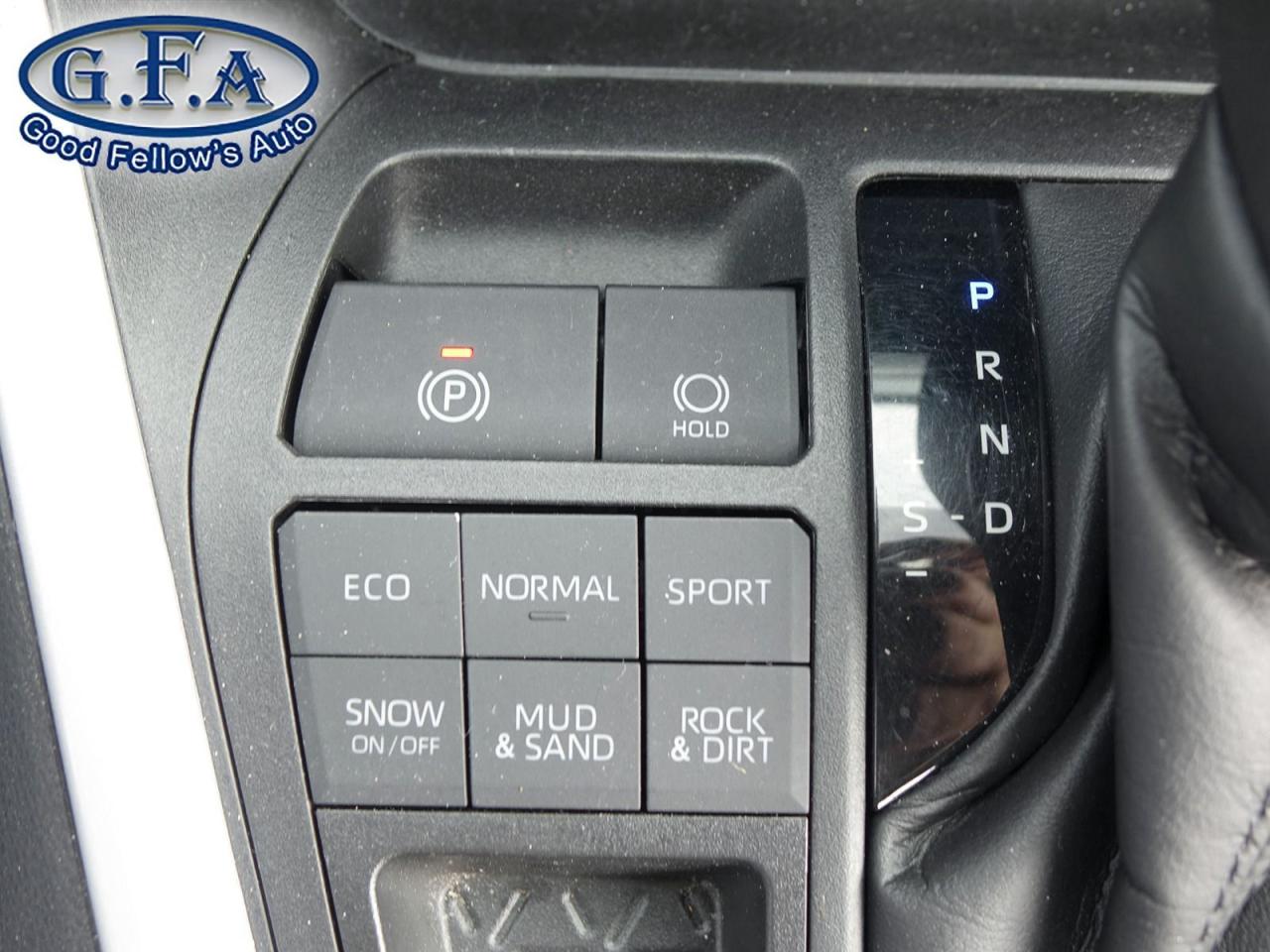 2021 Toyota RAV4 LE MODEL, AWD, REARVIEW CAMERA, HEATED SEATS, LANE - Photo #15