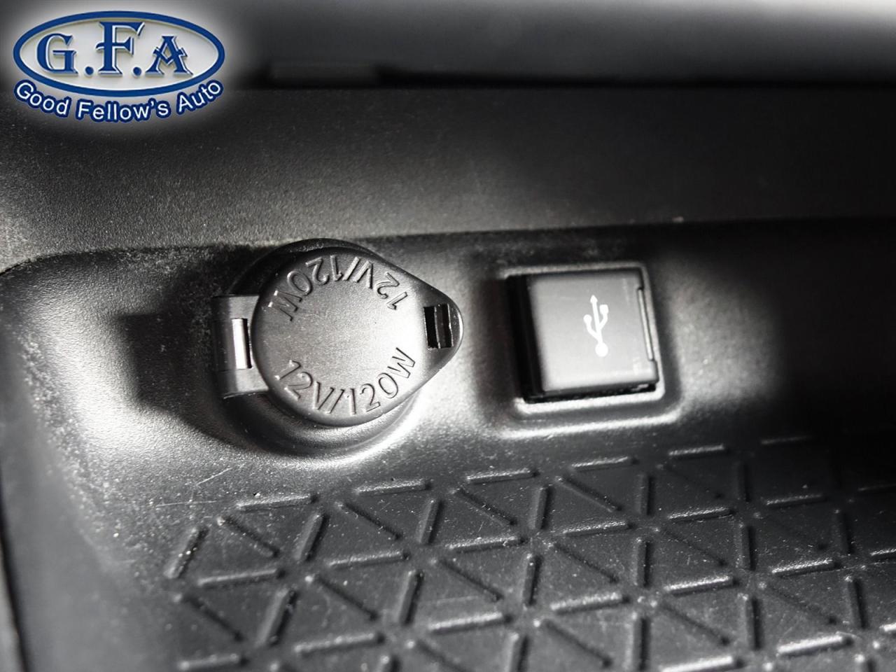 2021 Toyota RAV4 LE MODEL, AWD, REARVIEW CAMERA, HEATED SEATS, LANE - Photo #18