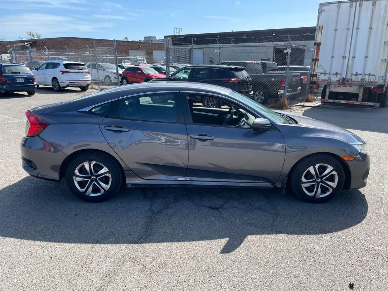 2017 Honda Civic LX MODEL, REARVIEW CAMERA, HEATED SEATS - Photo #7