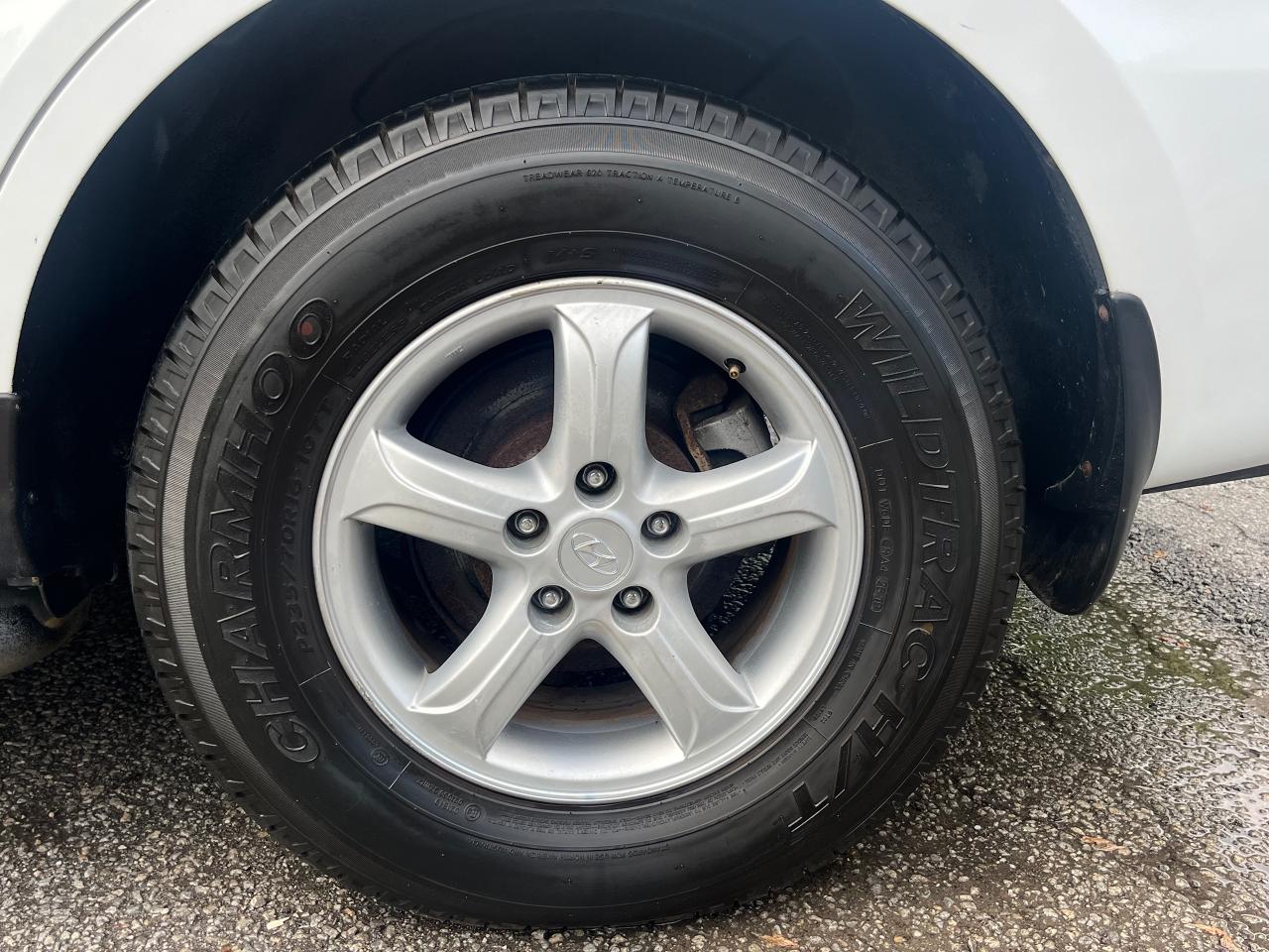 2009 Hyundai Santa Fe AWD-Leather-Sunroof-Alloy rims - Photo #10