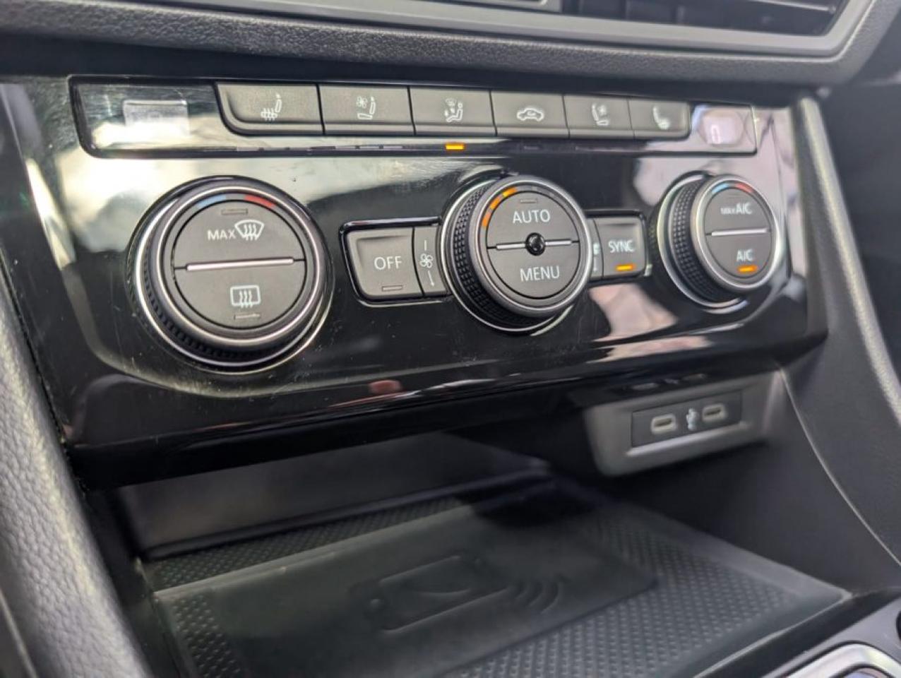 2021 Volkswagen Jetta GLI GLI / POWER SUNOOF - Photo #17