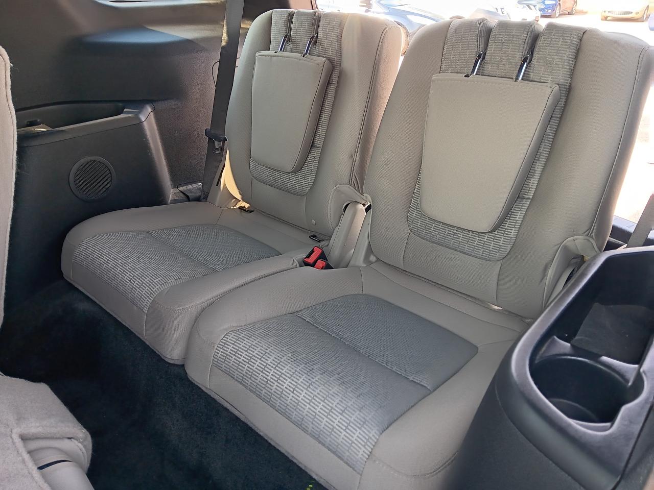 2012 Ford Explorer XLT 7 Pass 4x4 Remote Start, Htd Seats - Photo #16