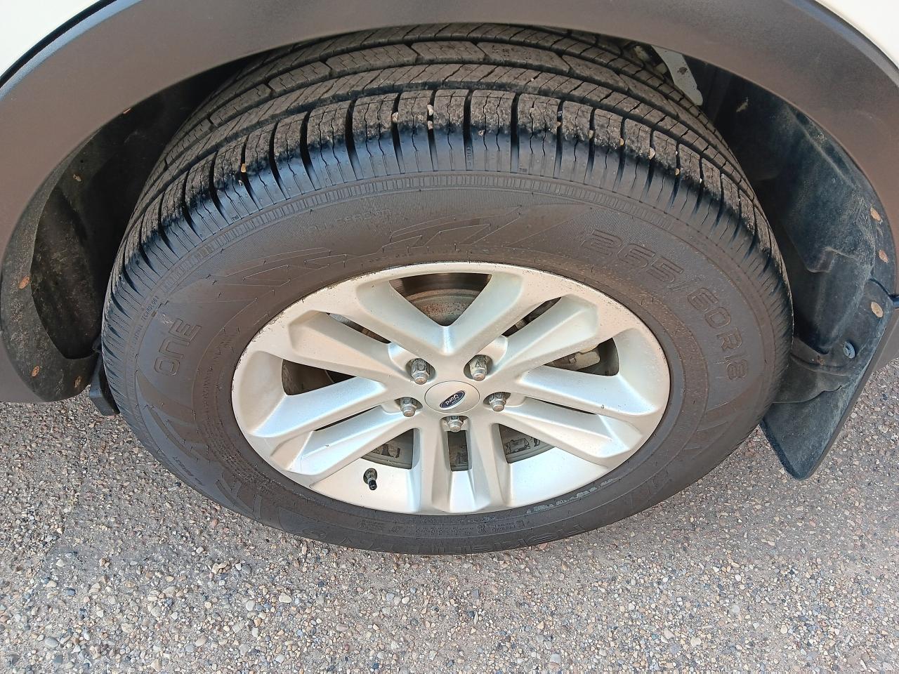 2012 Ford Explorer XLT 7 Pass 4x4 Remote Start, Htd Seats - Photo #8