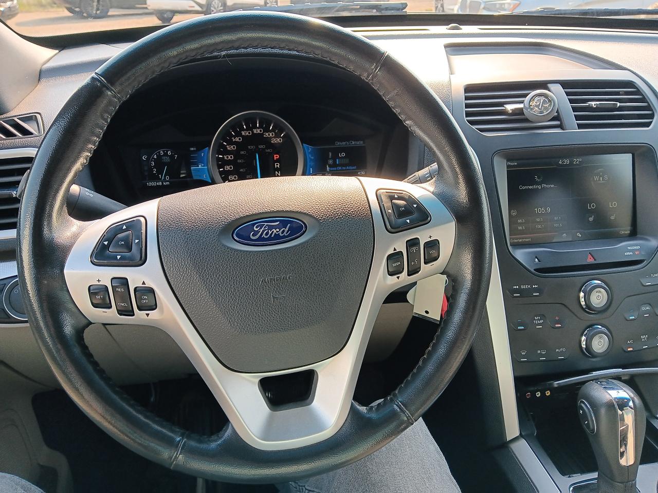 2012 Ford Explorer XLT 7 Pass 4x4 Remote Start, Htd Seats - Photo #9
