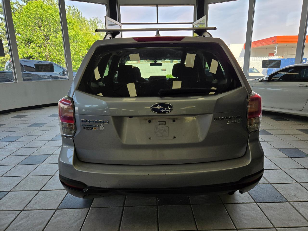 2017 Subaru Forester i | ALL CREDIT ACCEPTED!! - Photo #6