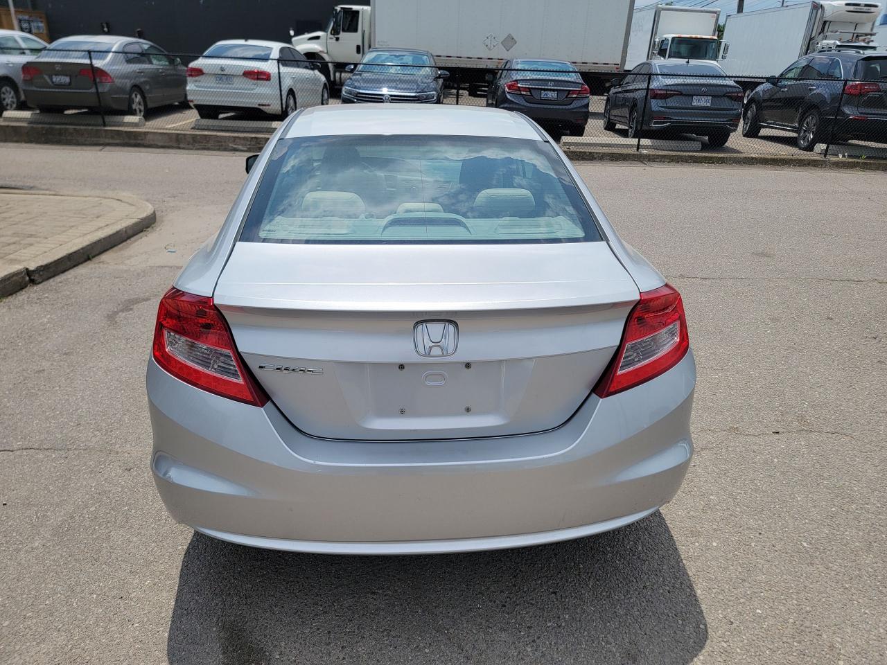 2012 Honda Civic LX | CLEAN - Photo #6