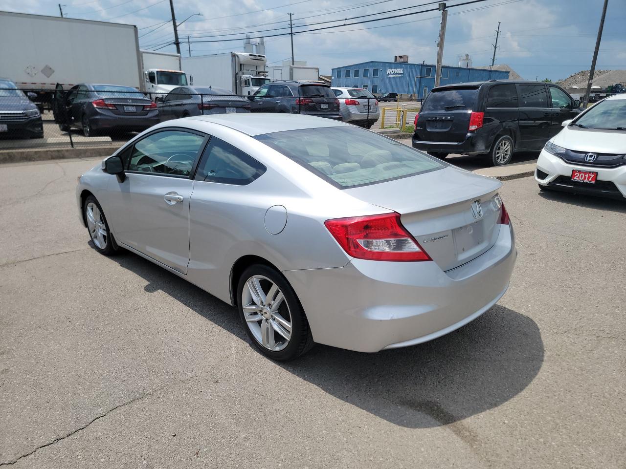 2012 Honda Civic LX | CLEAN - Photo #7