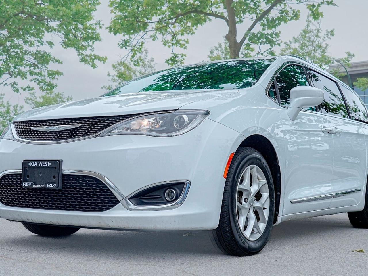 Used 2017 Chrysler Pacifica  for sale in Coquitlam, BC