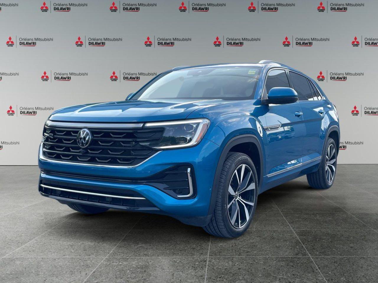 Used 2024 Volkswagen Atlas Cross Sport Execline 2.0 TSI 4MOTION for sale in Orléans, ON