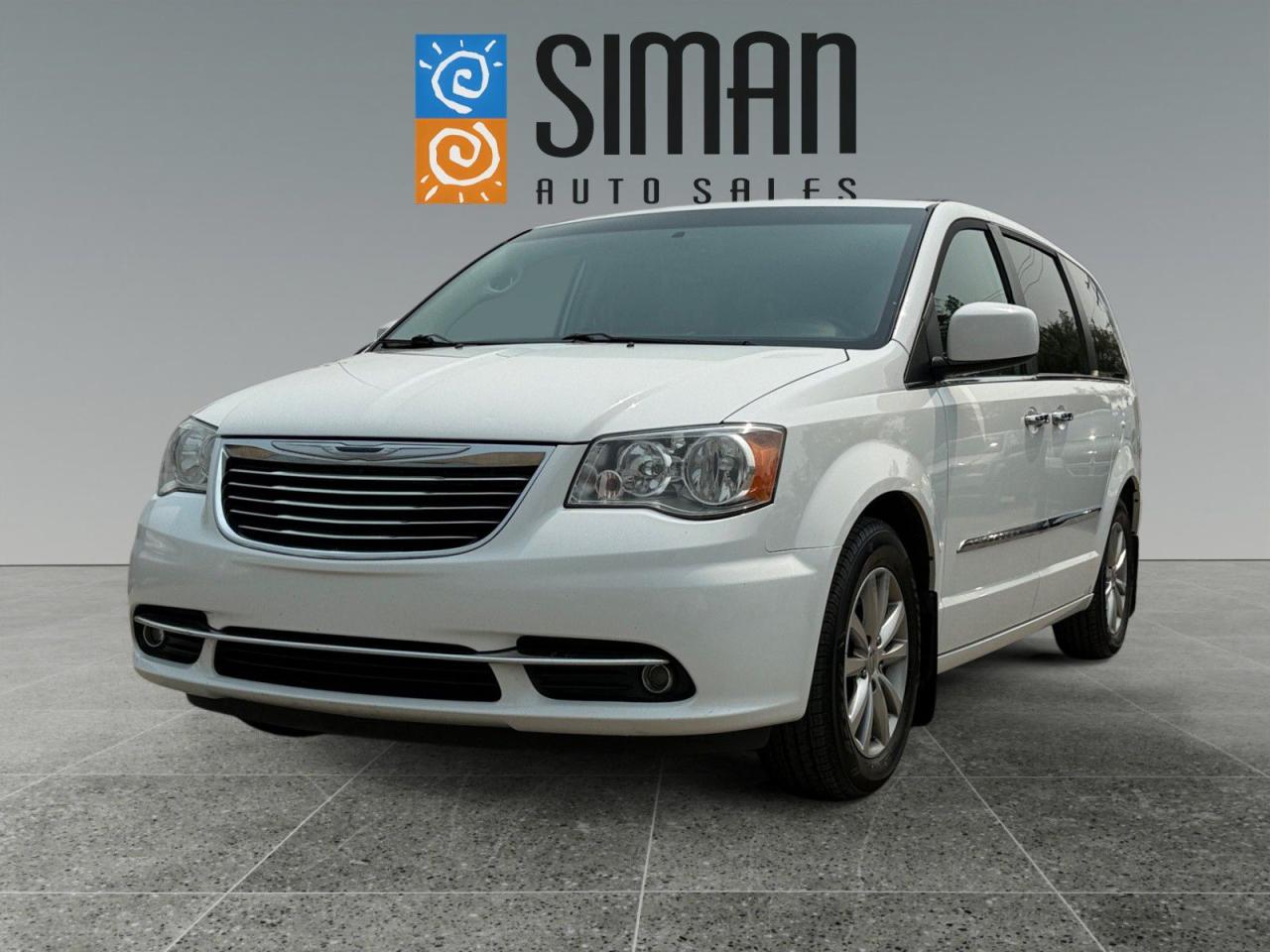 Used 2015 Chrysler Town & Country Limited LEATHER SUNROOF DVD for sale in Regina, SK