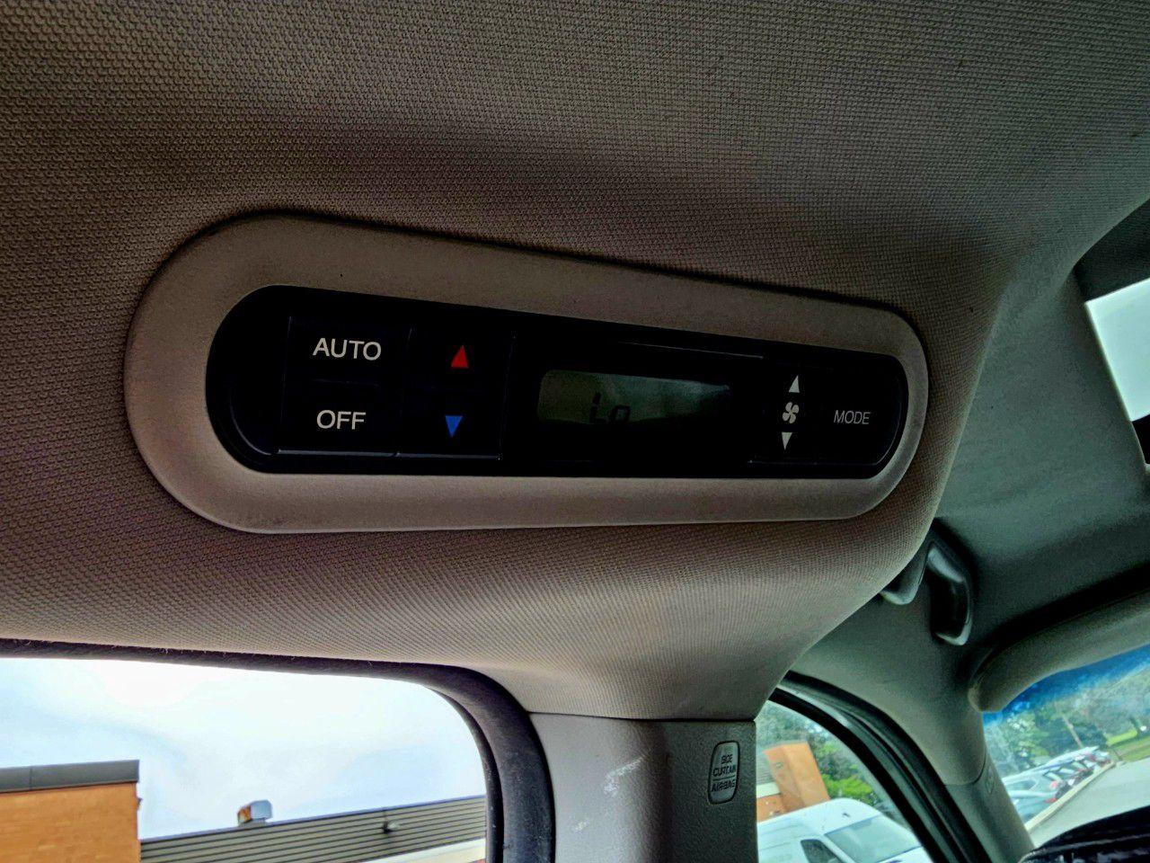 2009 Honda Odyssey EX-L with Rear Entertainment System and Navigation - Photo #12