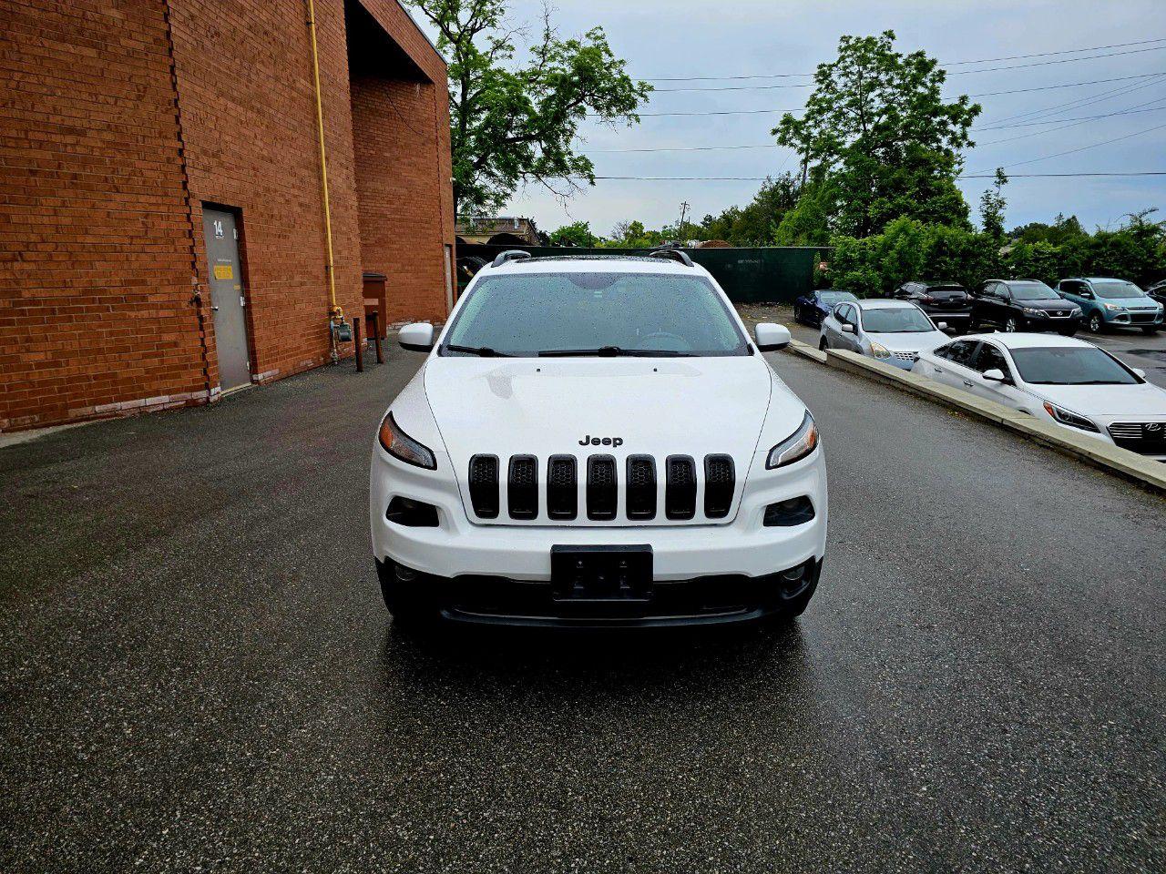 2018 Jeep Cherokee High Altitude 4x4 - Photo #2