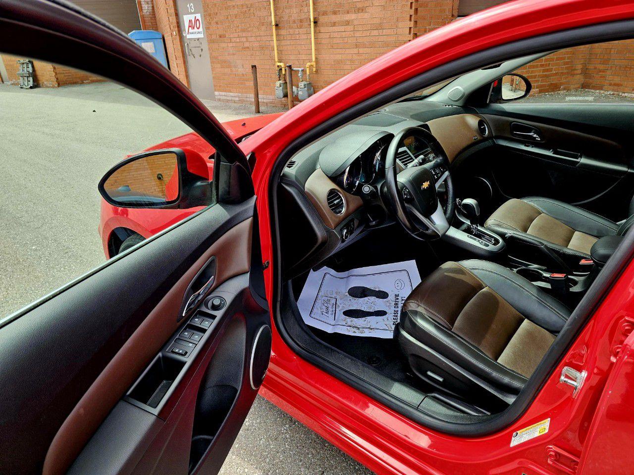 2015 Chevrolet Cruze 4dr Sdn LTZ - Photo #9