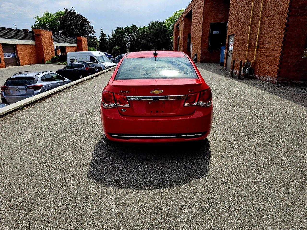 2015 Chevrolet Cruze 4dr Sdn LTZ - Photo #6