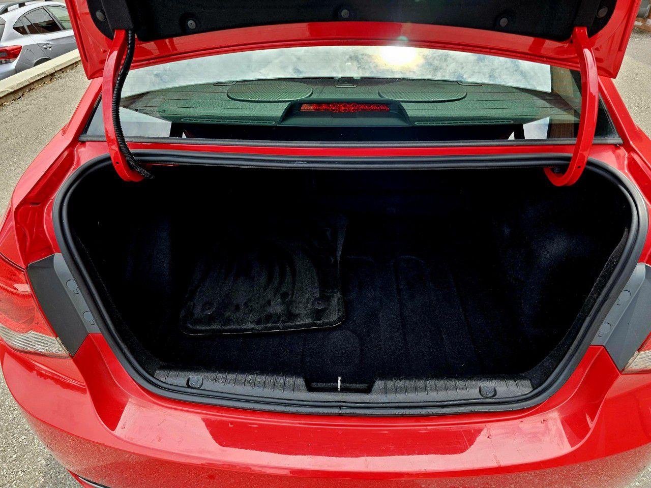 2015 Chevrolet Cruze 4dr Sdn LTZ - Photo #14