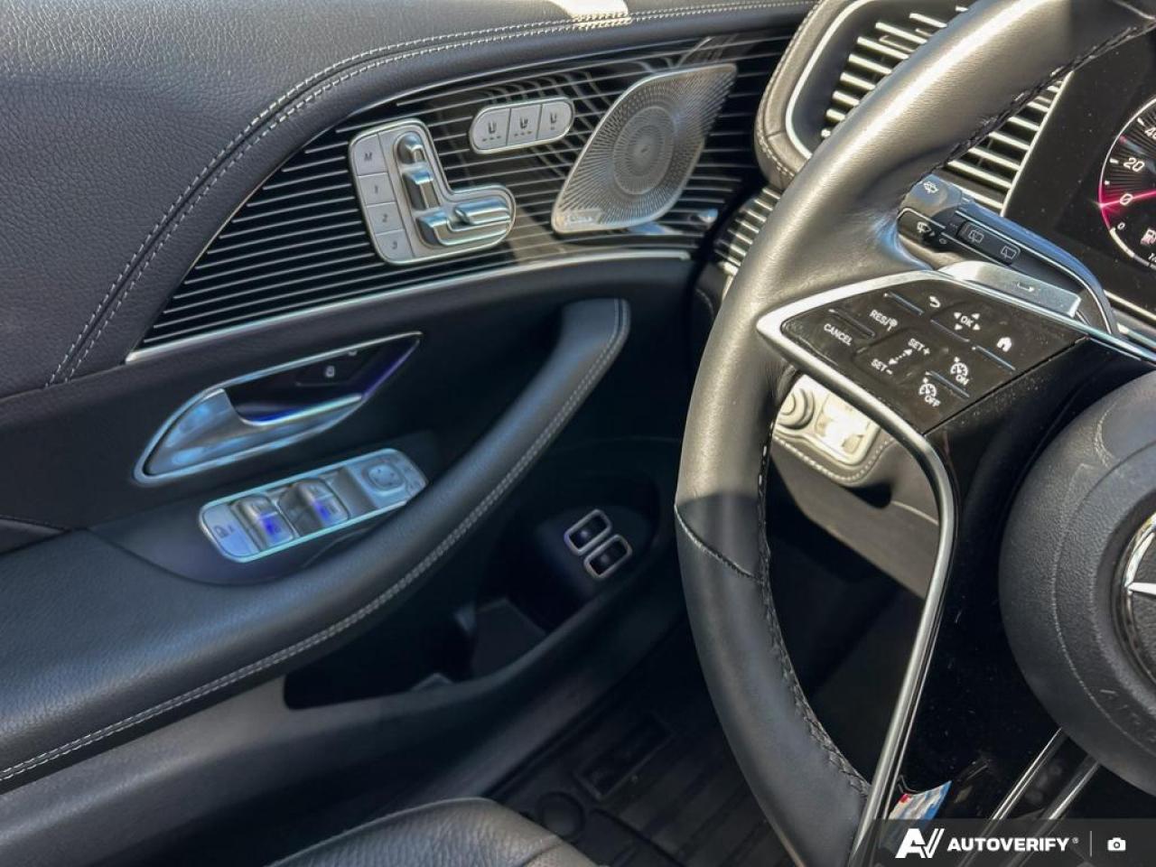 2024 Mercedes GLE 450e EXCLUSIVE TRIM | AMG LINE | BLACK LTHR UPGRADE Photo