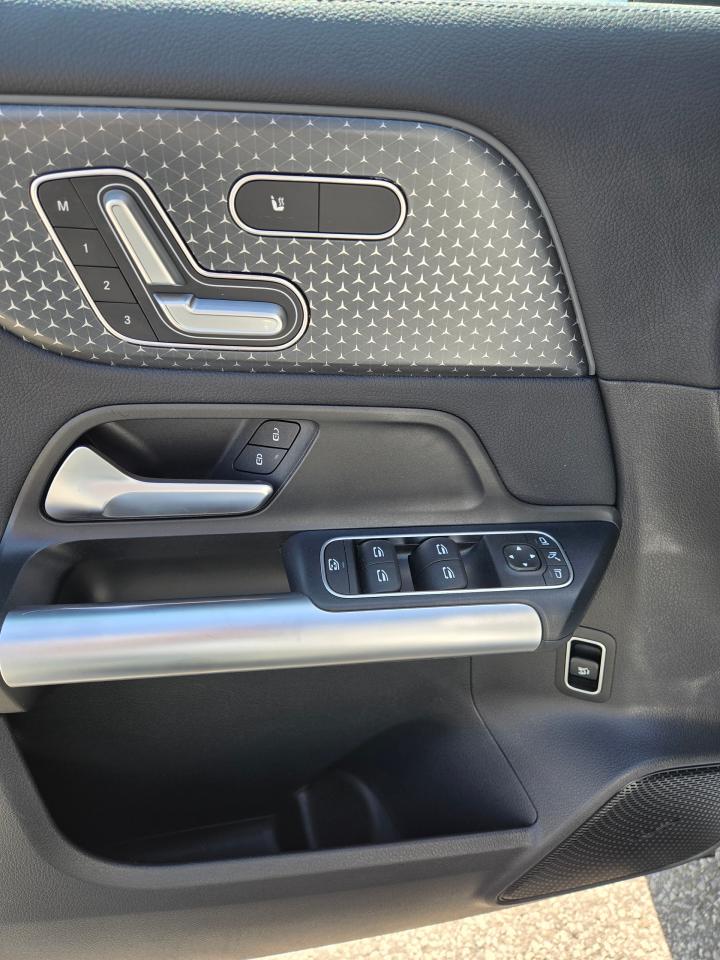 2024 Mercedes-Benz GLA 250  Photo