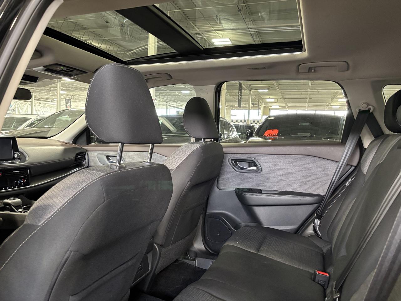 2021 Nissan Rogue SV AWD|ALLOYS|PANORAMICROOF|HEATEDSEATS|360CAM|+++ - Photo #7