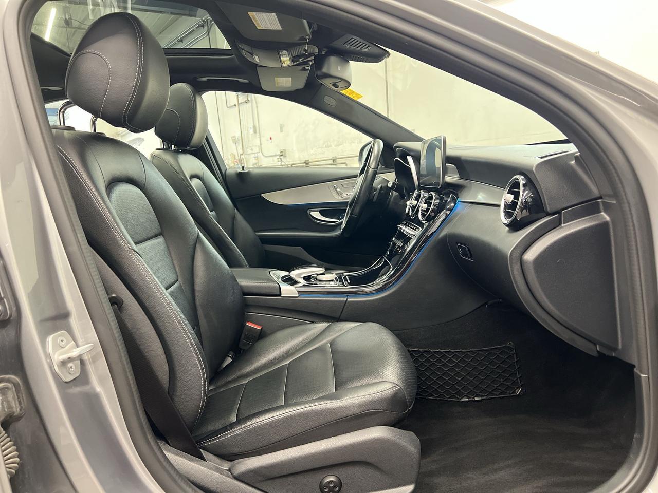 2016 Mercedes-Benz C-Class PREMIUM AWD | PANO ROOF| LOW KMS!! | HTD LEATHER Photo