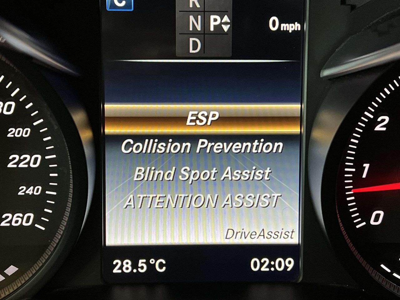 2016 Mercedes-Benz C-Class C300 PREMIUM AWD | PANO ROOF| LOW KMS!! |LEATHER Photo