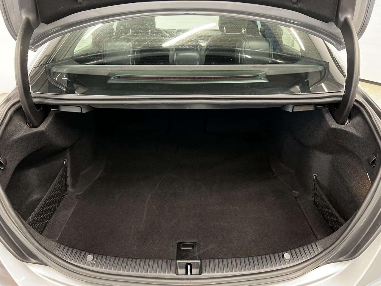 2016 Mercedes-Benz C-Class C300 PREMIUM AWD | PANO ROOF| LOW KMS!! |LEATHER Photo