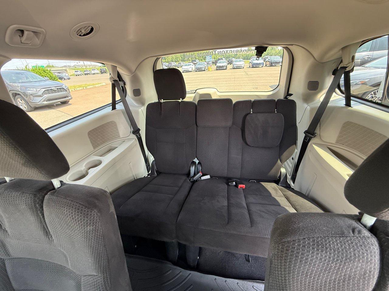 2015 Dodge Grand Caravan SXT Photo