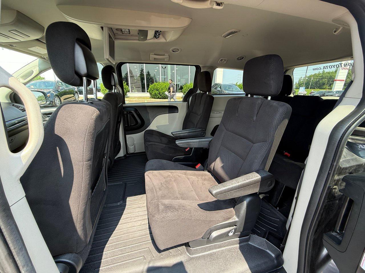 2015 Dodge Grand Caravan SXT Photo