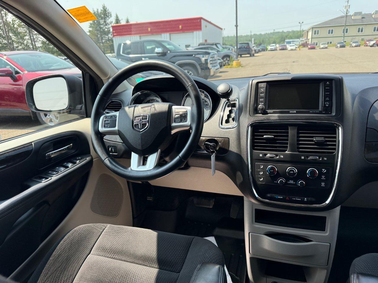 2015 Dodge Grand Caravan SXT Photo