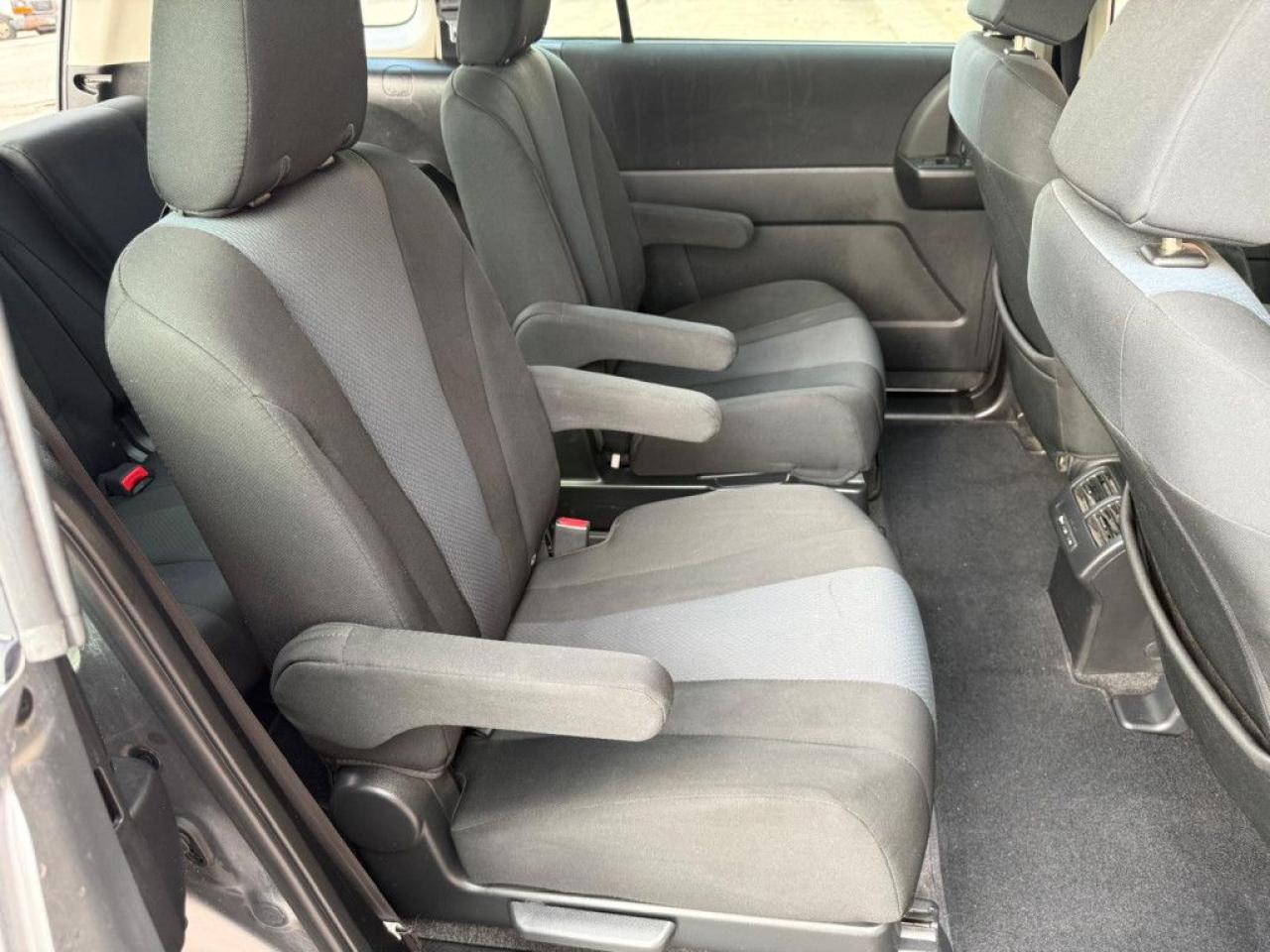 2014 Mazda MAZDA5 GS | ONE OWNER | CLEAN CARFAX | SUNROOF | 6 PASS | HEATED SEATS | BLUETOOTH | - Photo #18