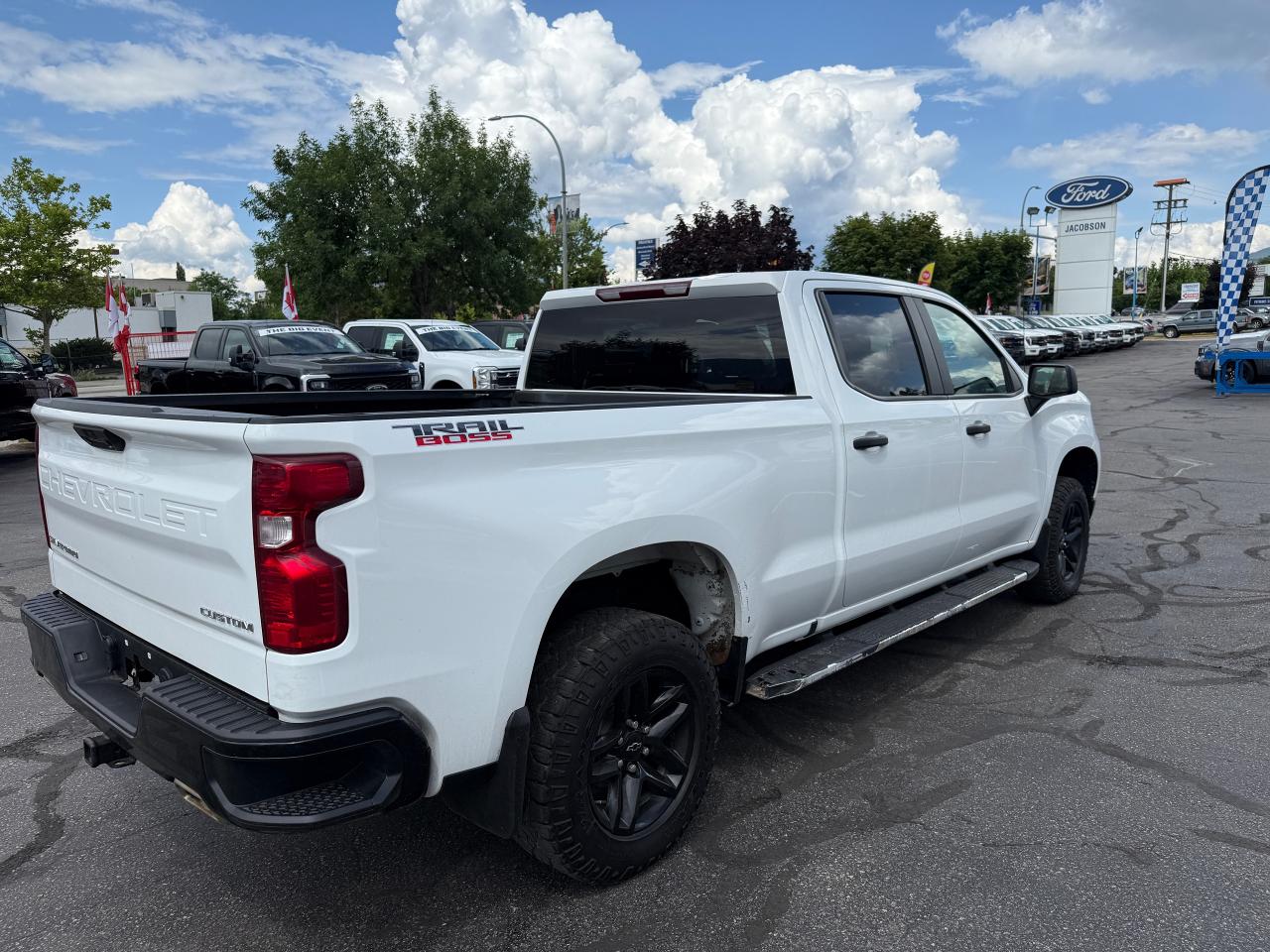2022 Chevrolet Silverado 1500 Custom Trail Boss Photo4