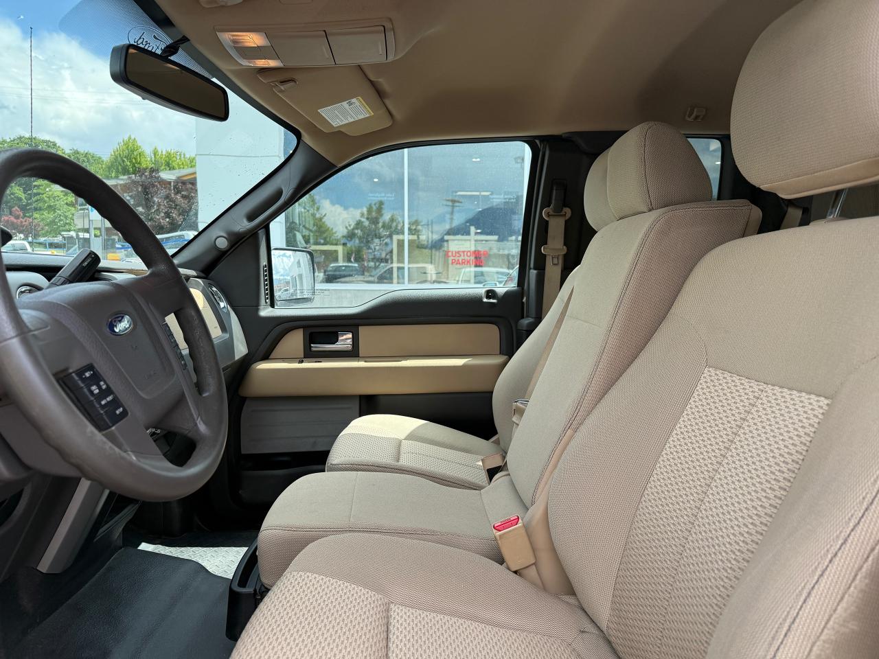2013 Ford F-150 XLT Photo5