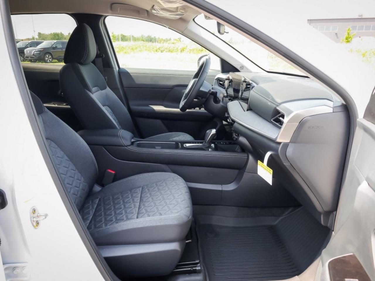 2025 Nissan Kicks SV  - Heated Seats Photo