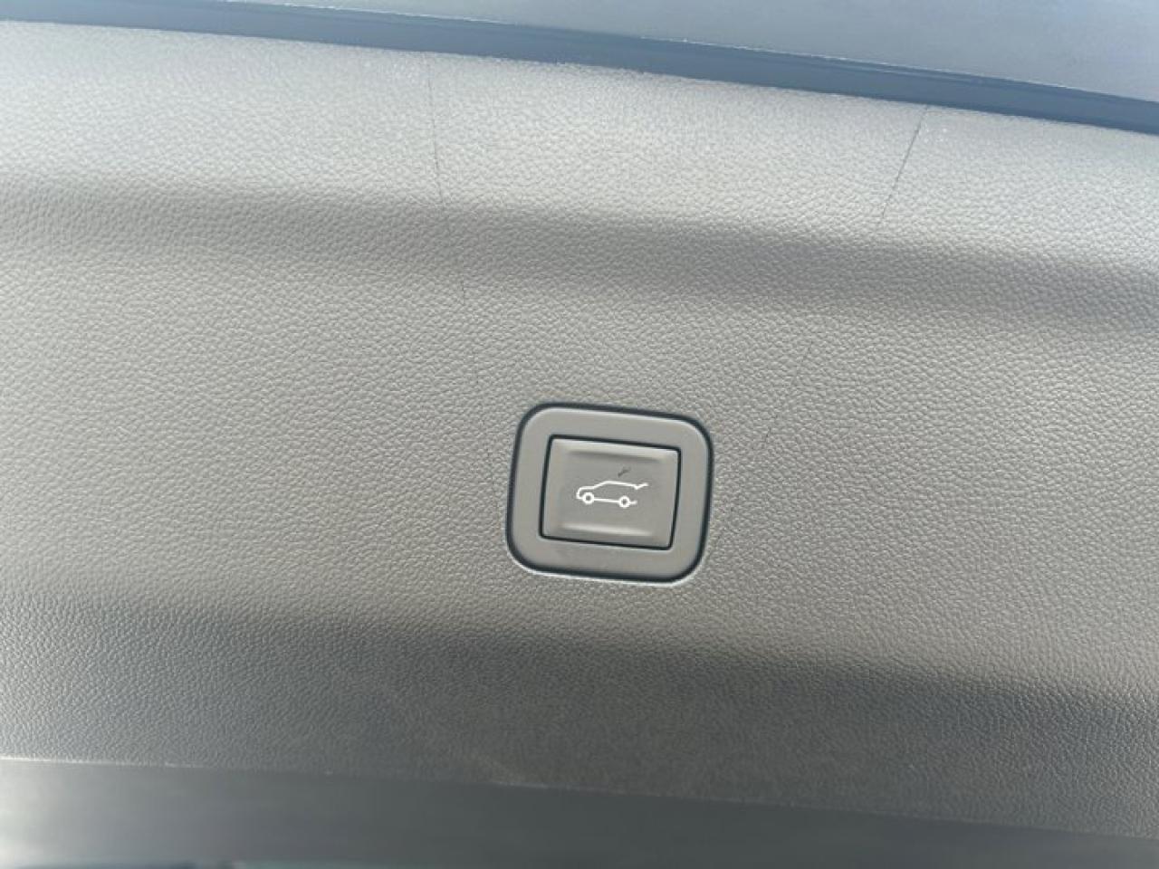 12628911