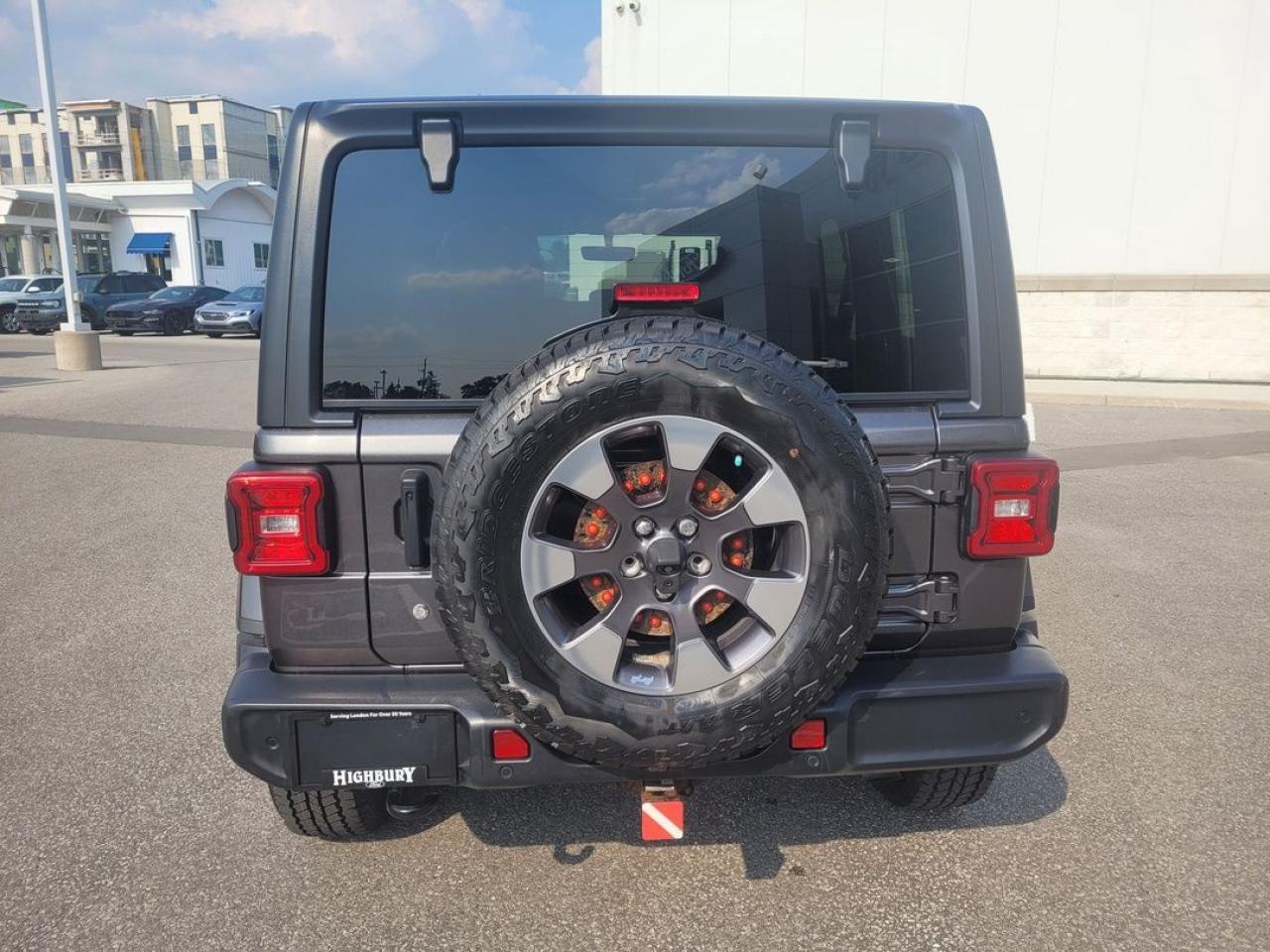 2018 Jeep Wrangler Unlimited Sahara Photo4
