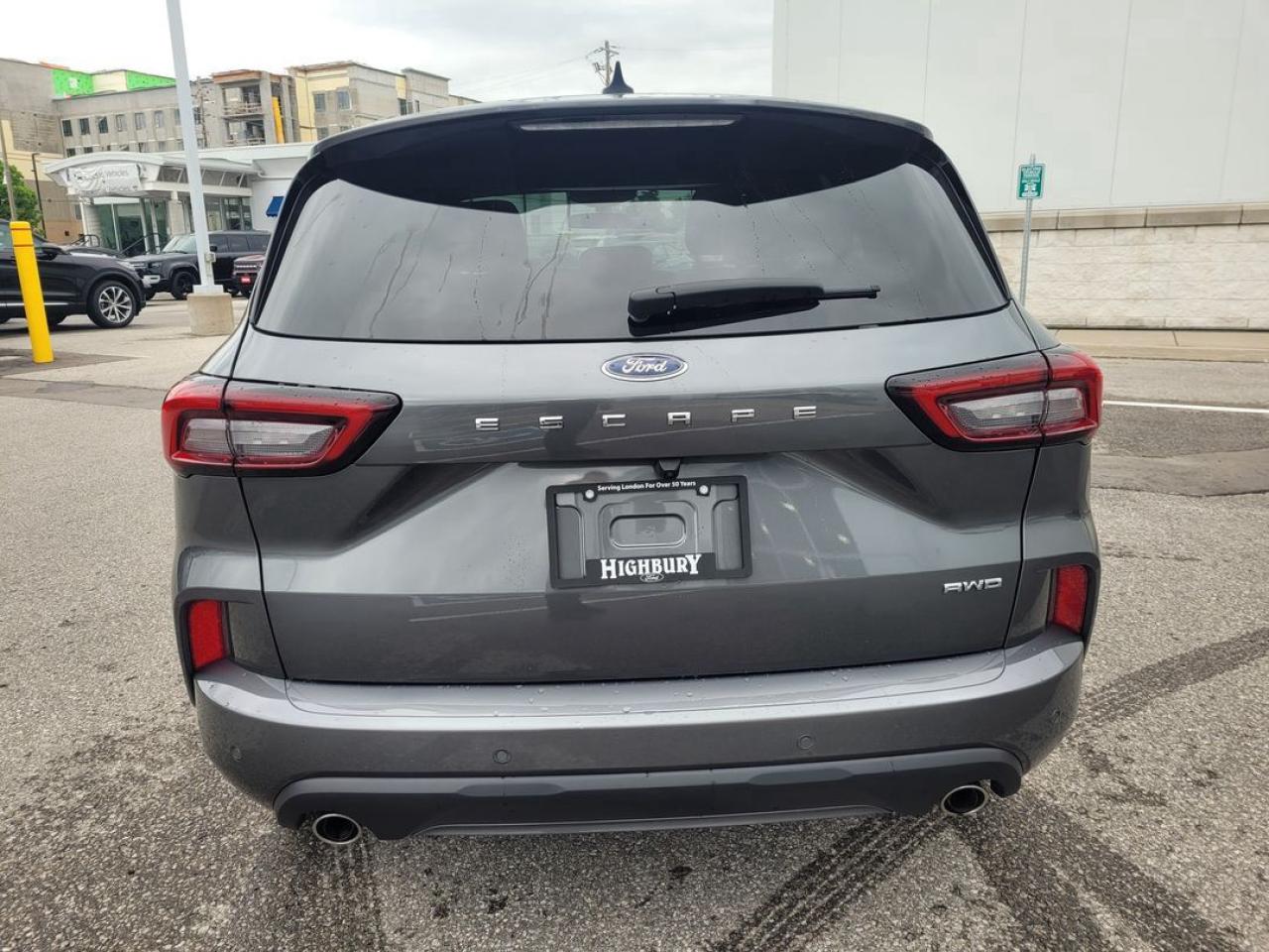 2024 Ford Escape ST-Line Photo4