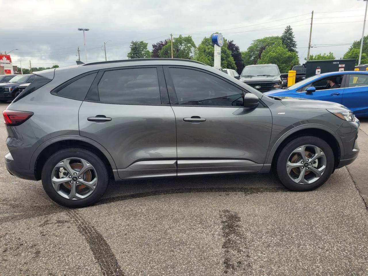 2024 Ford Escape ST-Line Photo6