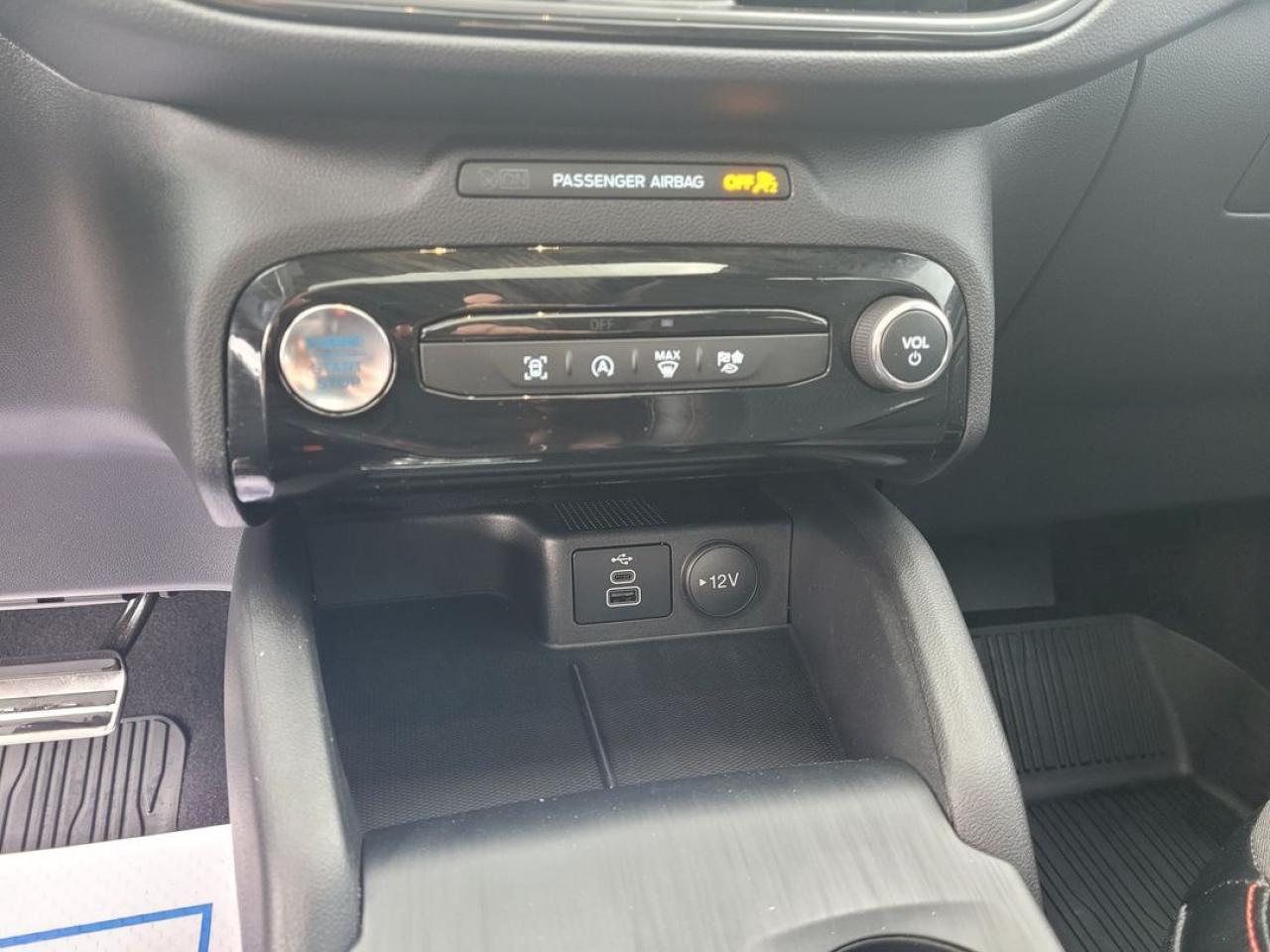 2024 Ford Escape ST-Line Photo36
