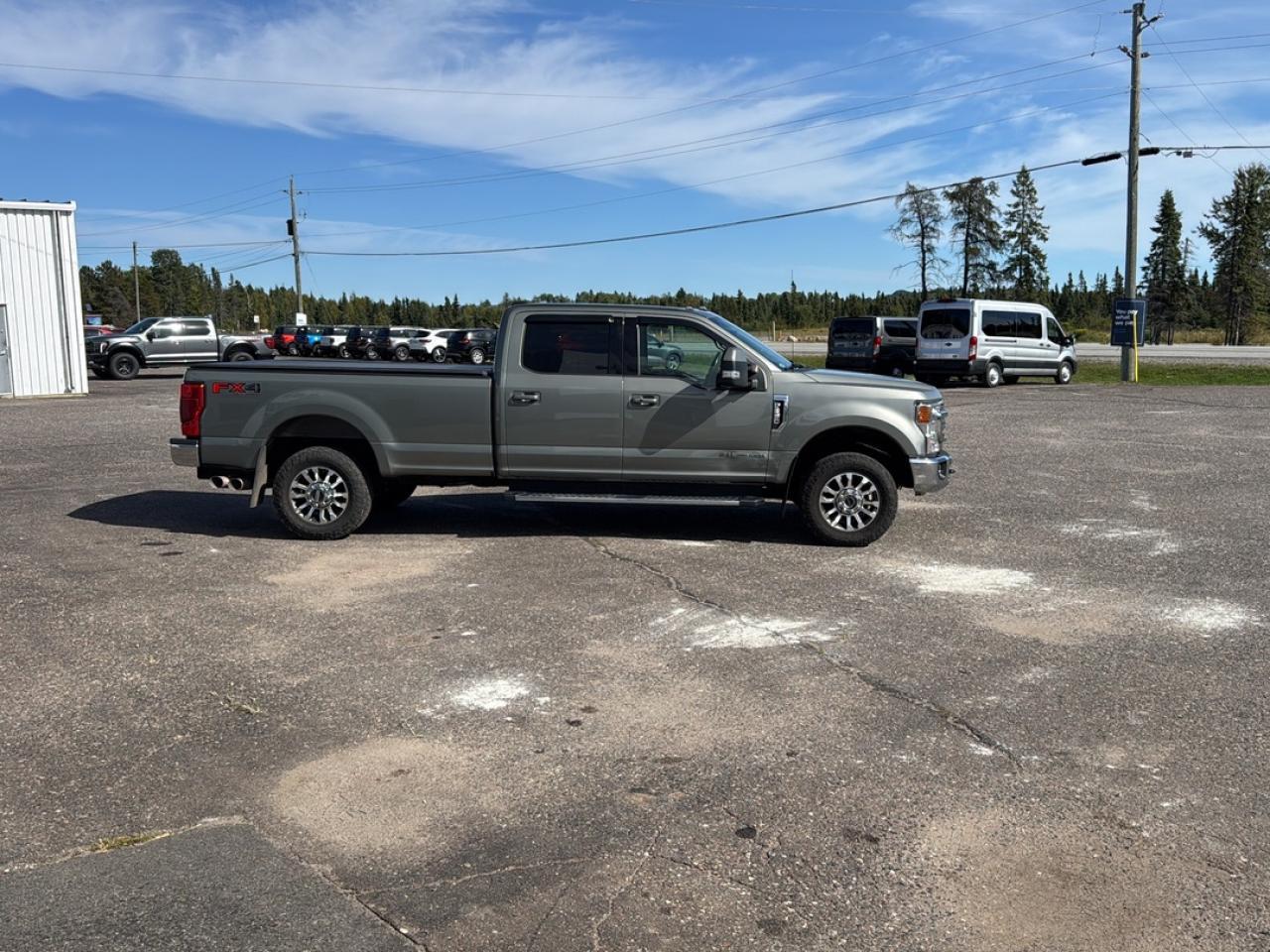 2020 Ford F-250 Super Duty SRW Lariat Photo3