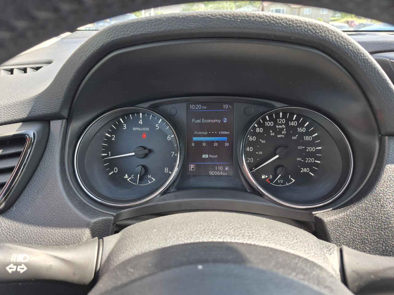 2020 Nissan Rogue Special Edition Photo8