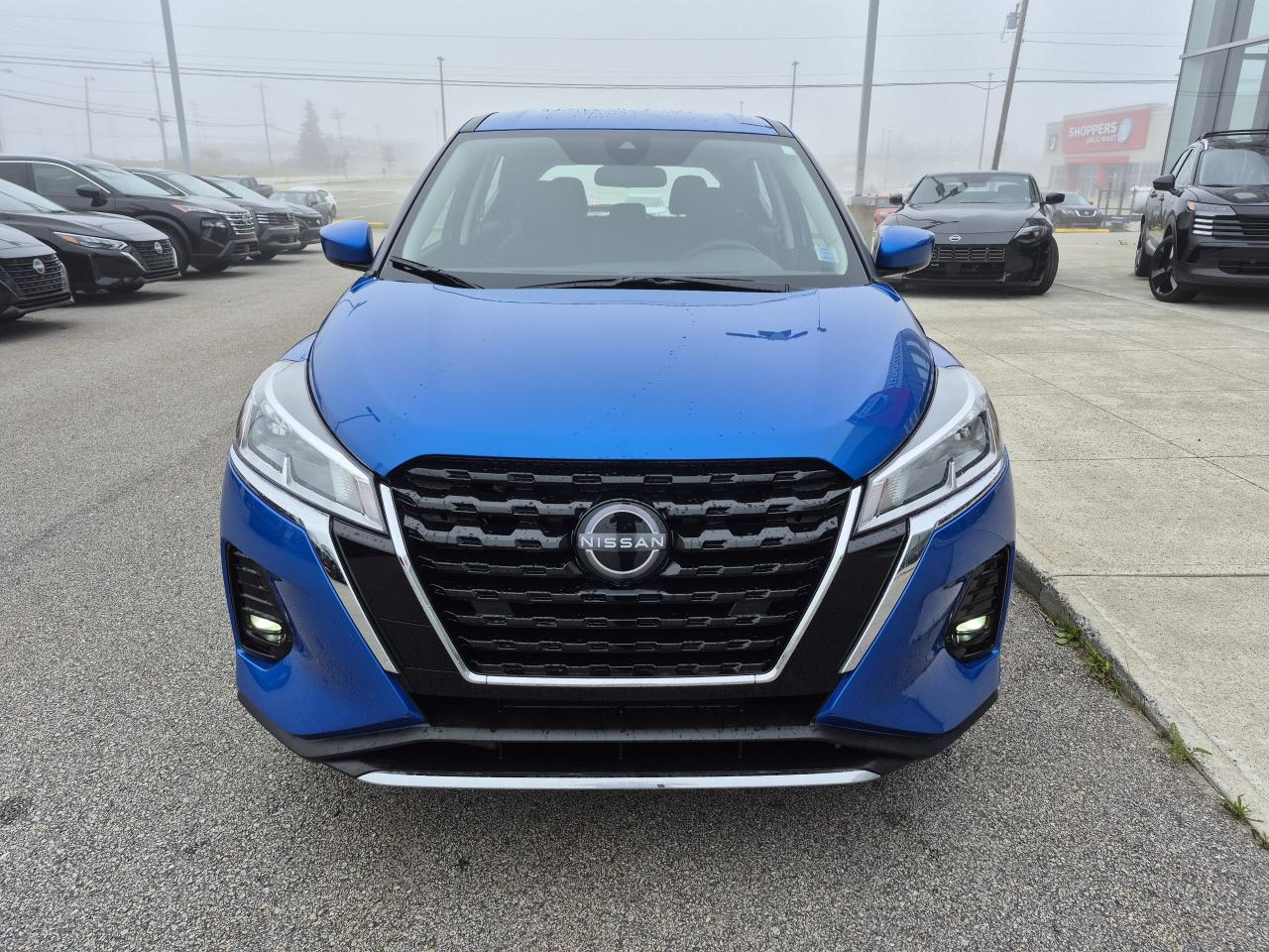 2025 Nissan Kicks Play S FWD Photo18