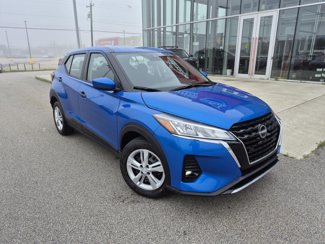 2025 Nissan Kicks Play S FWD