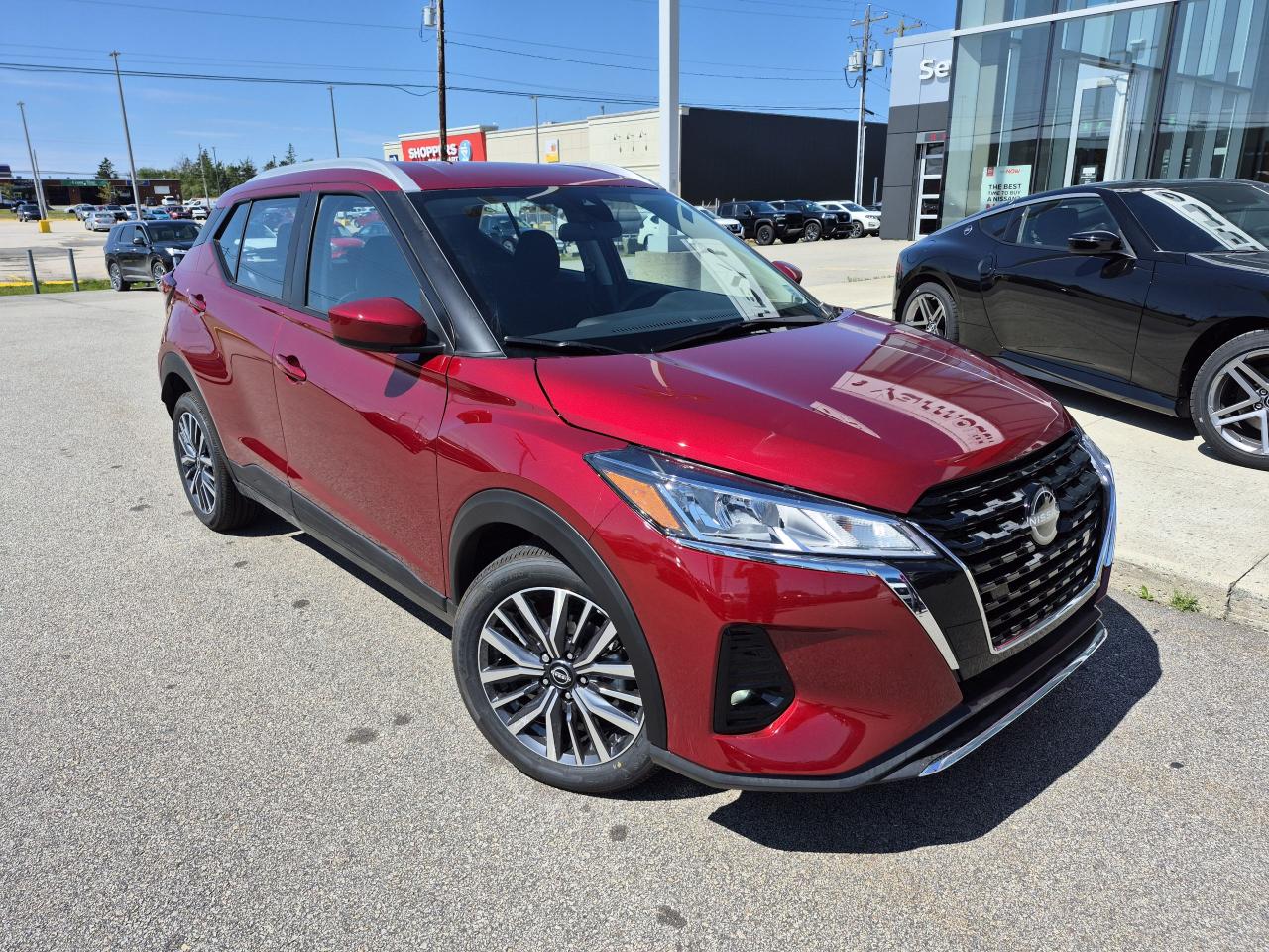 2025 Nissan Kicks Play SV FWD