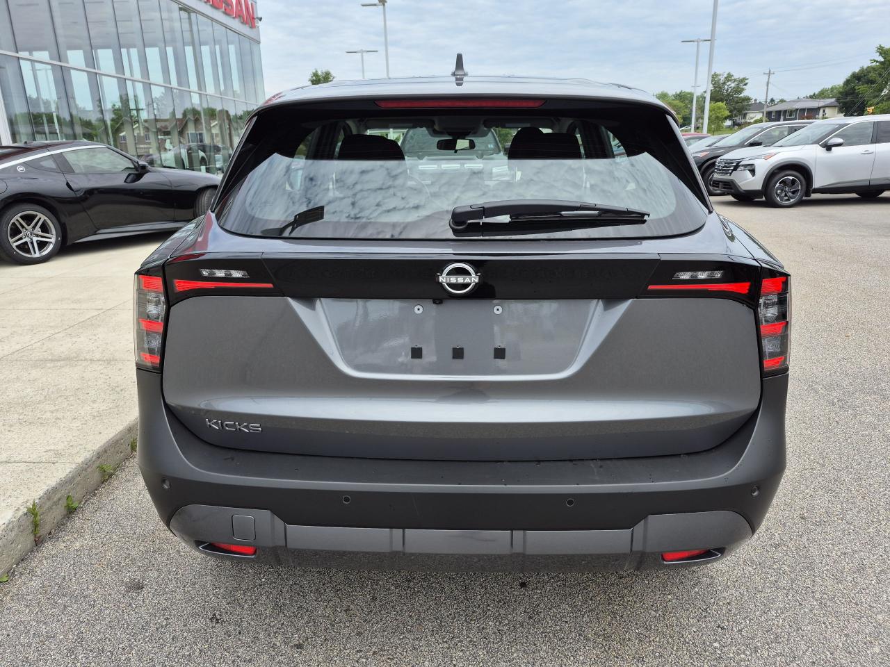 2025 Nissan Kicks S FWD Photo19