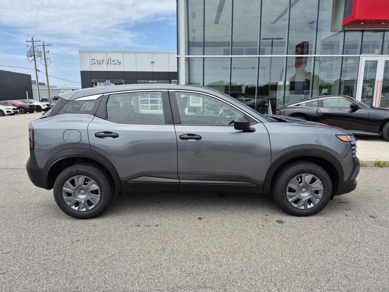 2025 Nissan Kicks S FWD Photo20
