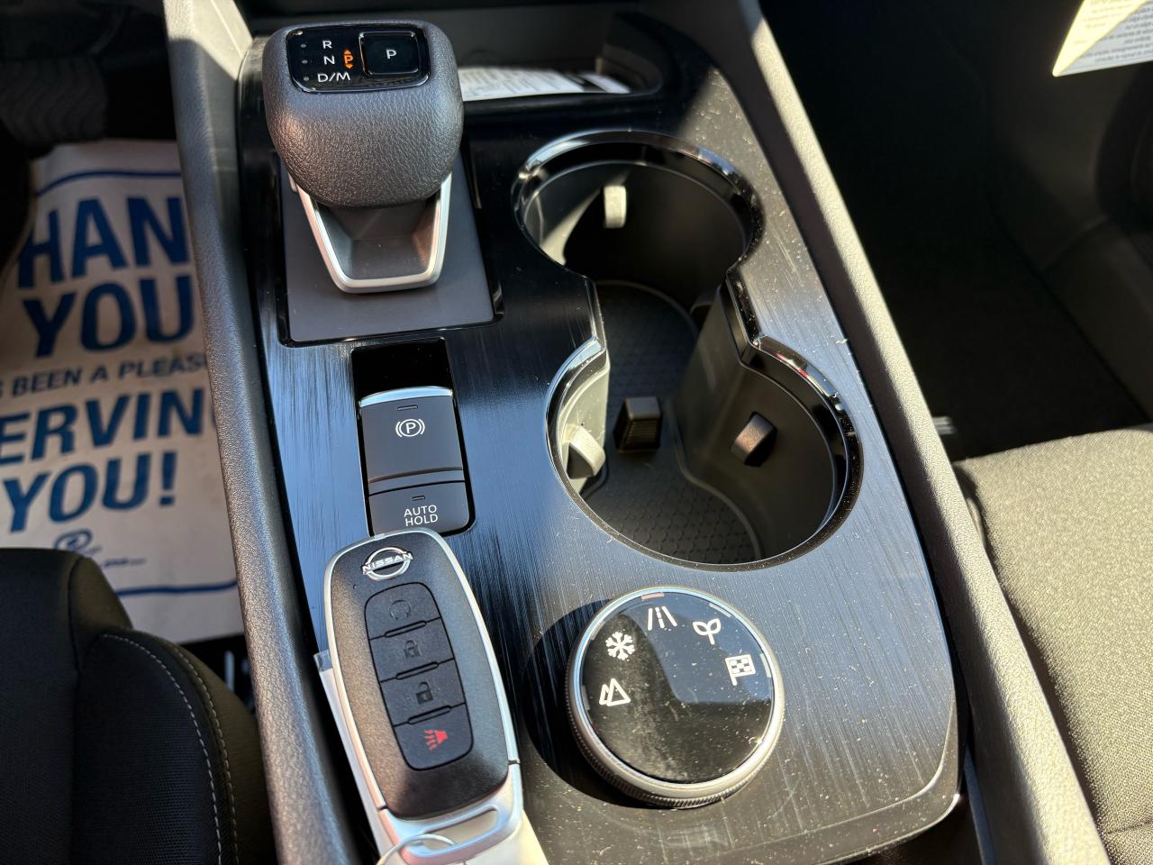2025 Nissan Rogue S Photo11