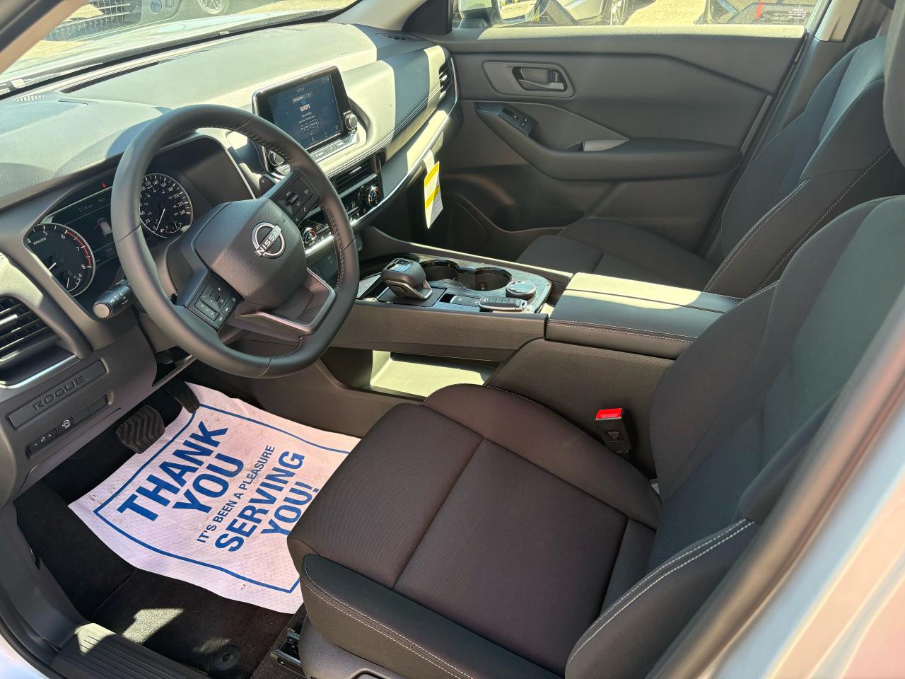 2025 Nissan Rogue S Photo21